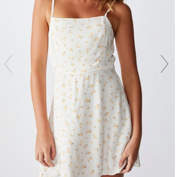 Cotton On Dresses & Skirts - Cotton On White & Yellow Floral Dress